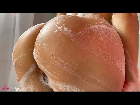 ❤️ Brunette masturboi pillua vibraattorilla intensiiviseen orgasmiin suihkussa Just porn at us fi.videolucrativo.top ️❤